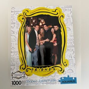 Aquarius Friends TV Series Jigsaw Puzzle - Black and Yellow